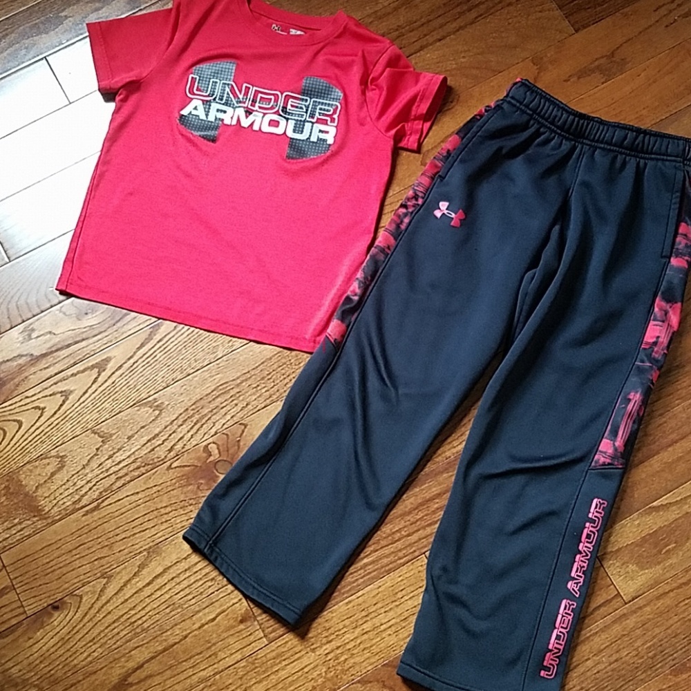 Boys UA outfit
